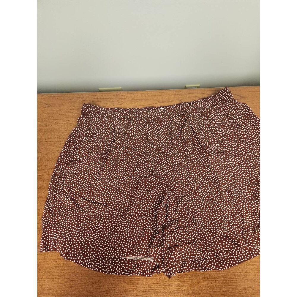 14th & Union Burgundy Polka Dot Pull On Shorts - 1X